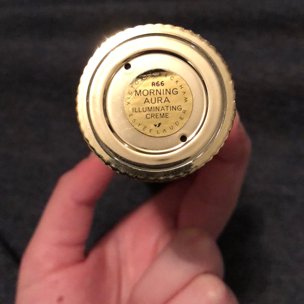 Victoria Beckham illuminating cream